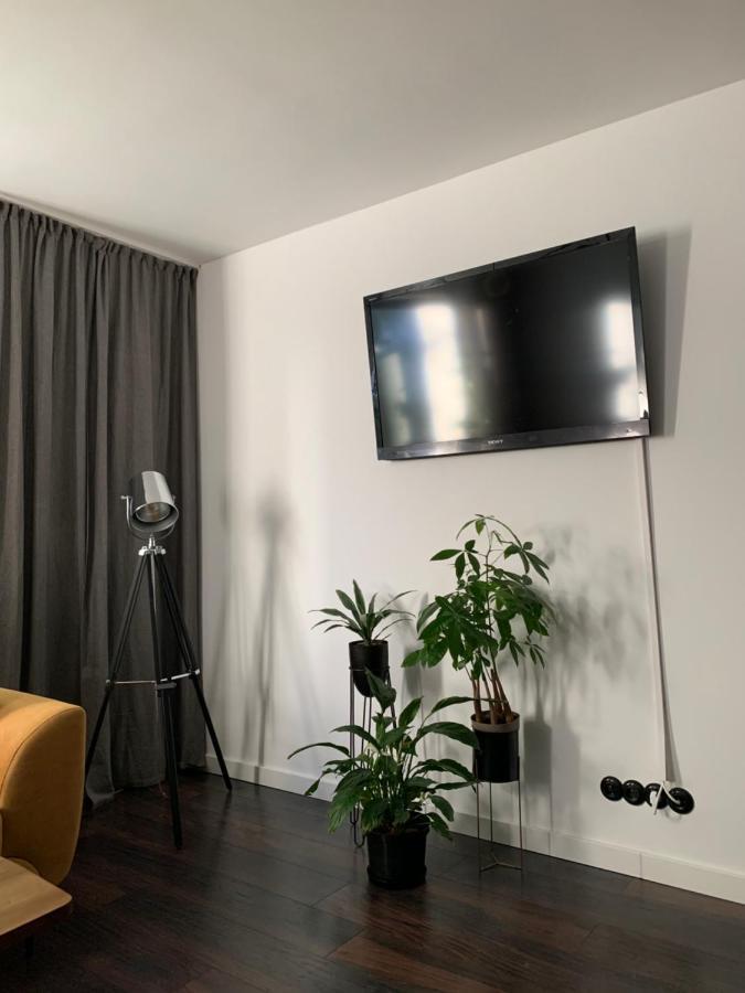 Metro Trocka Apartment Варшава Экстерьер фото